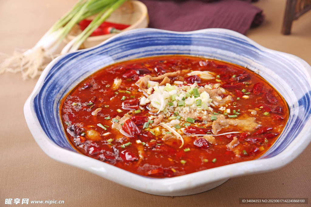 水煮牛肉美食