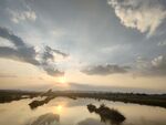 夕阳水泽