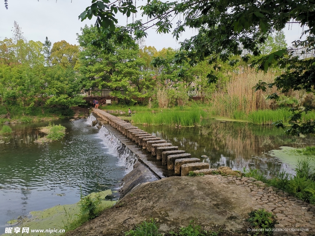 小溪  小桥流水