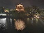 临海东湖楼阁夜景