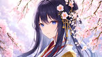 汉服美女在花丛中