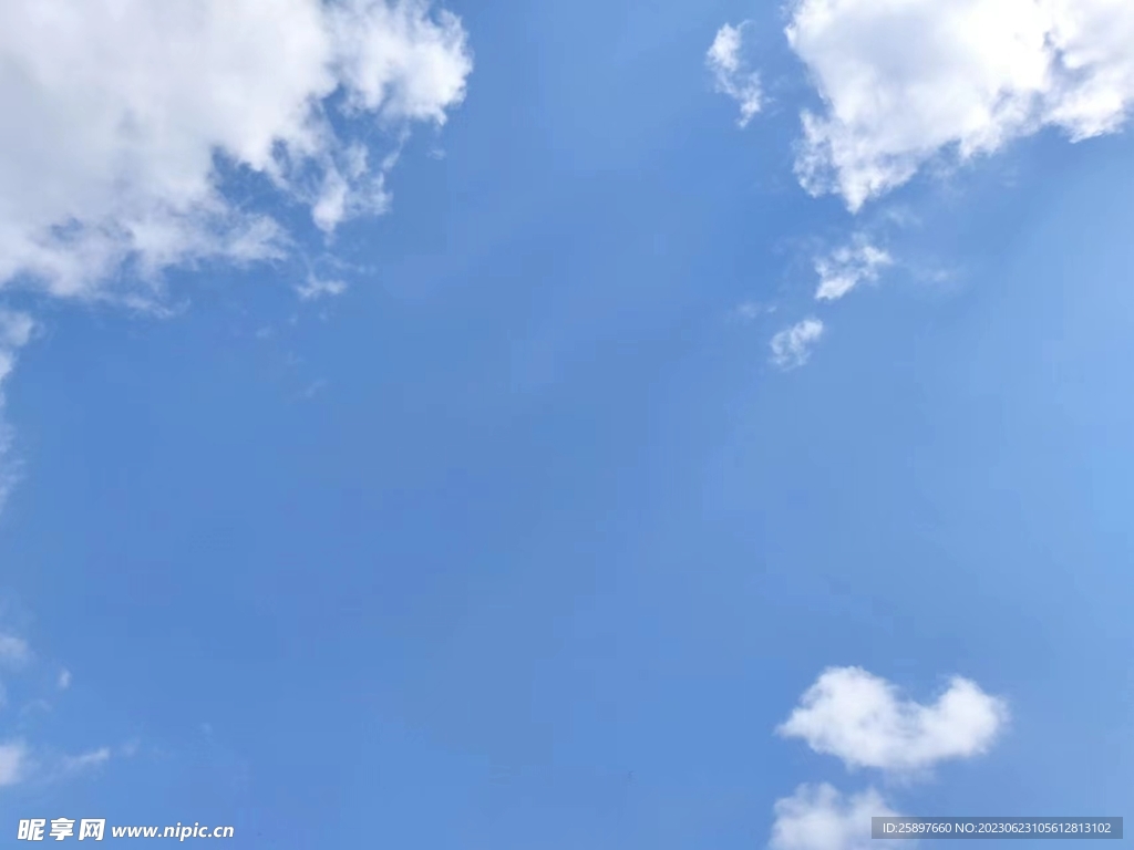 蓝天白云   
