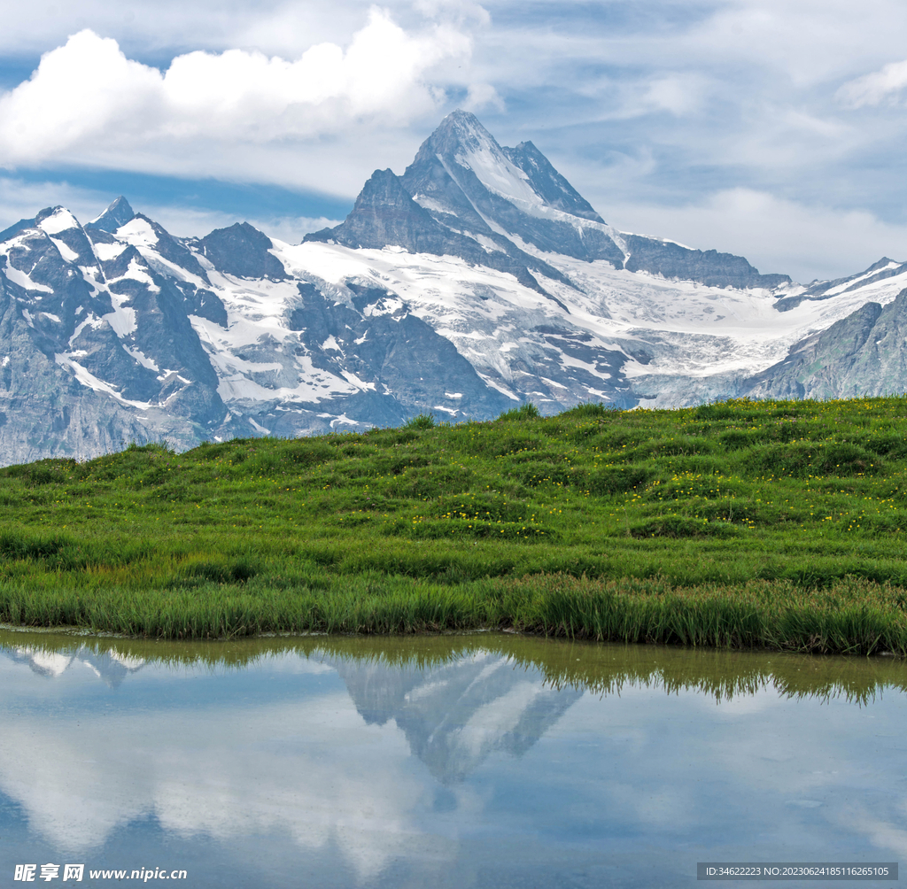 雪山湖