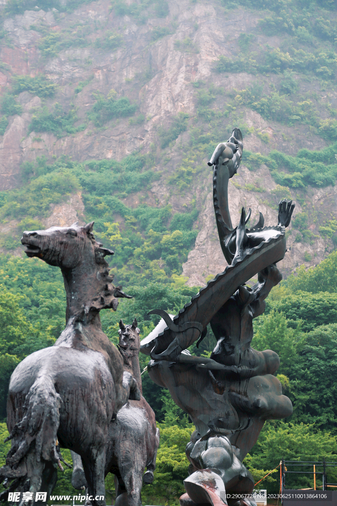 南京五马渡广场雕塑