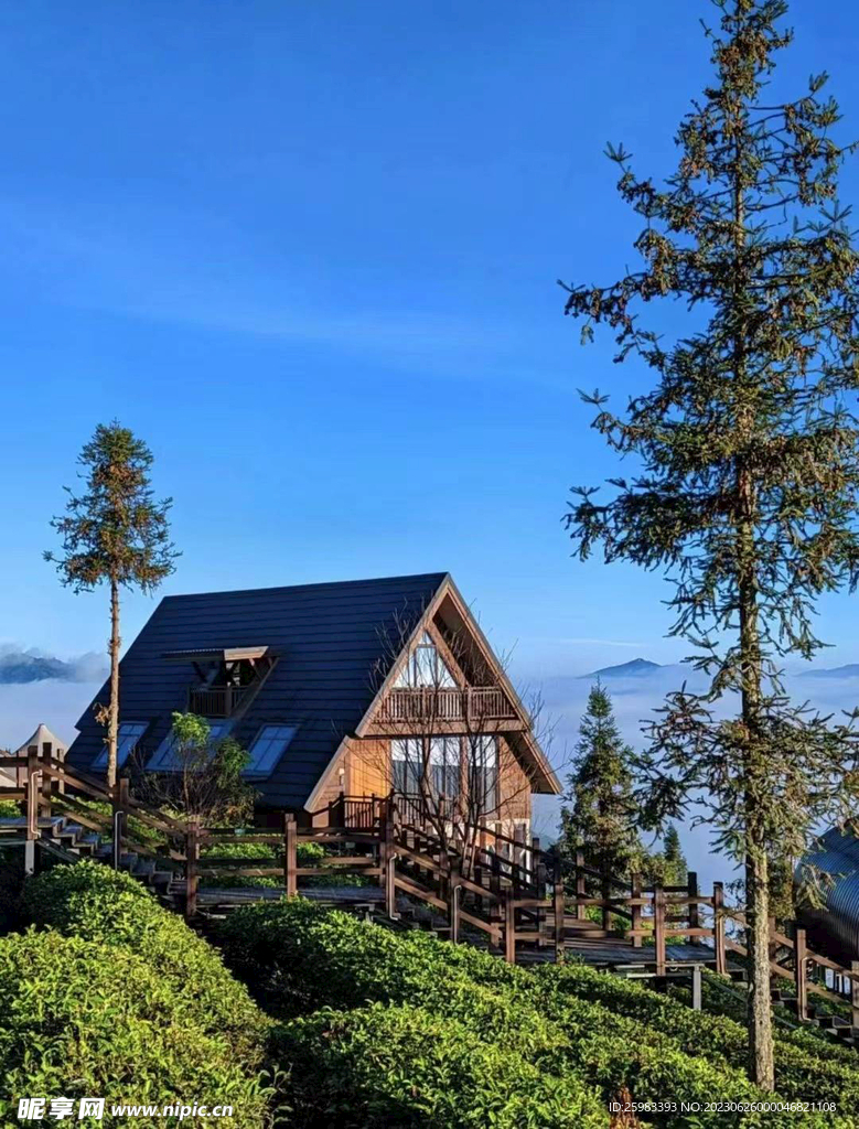 山顶小木屋