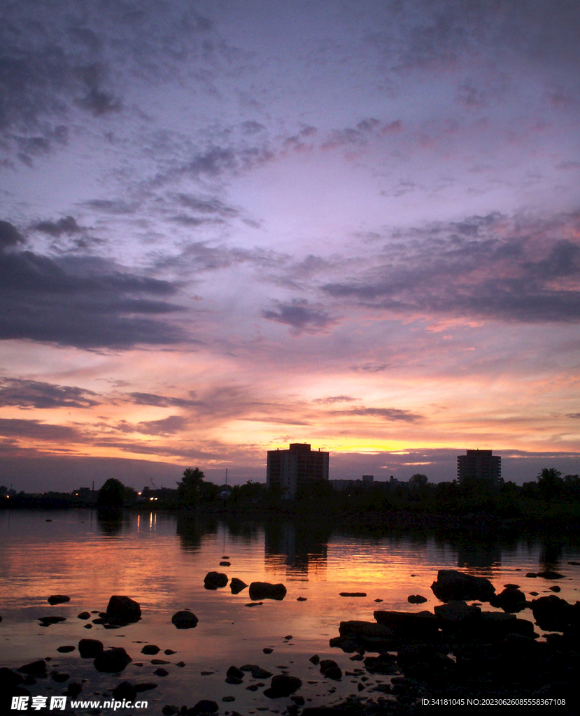 天空夕阳 