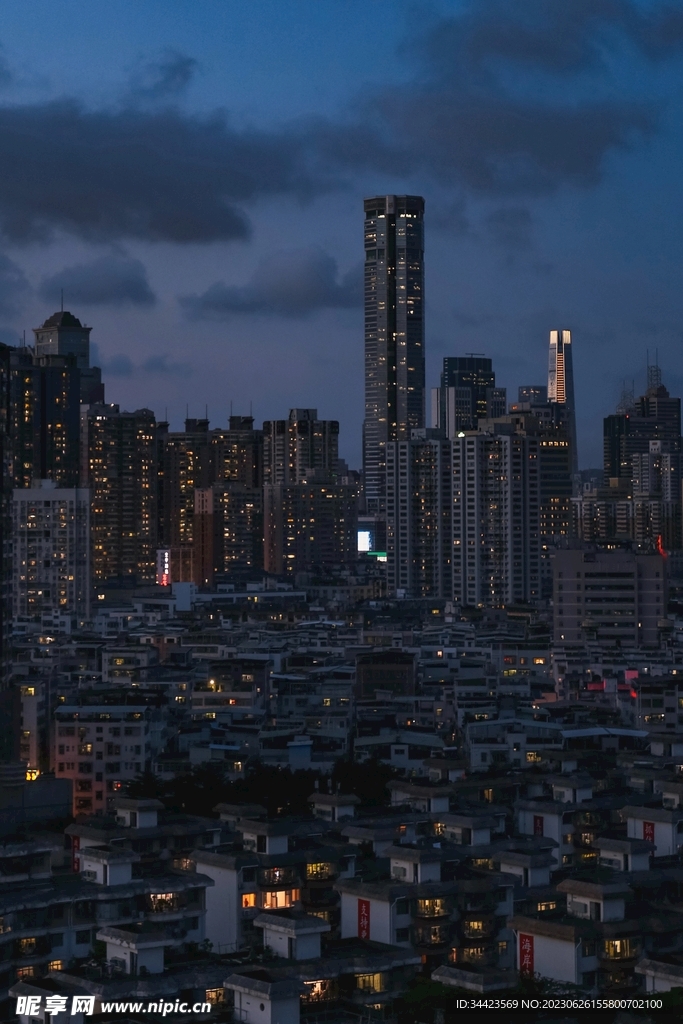 夜晚的城市