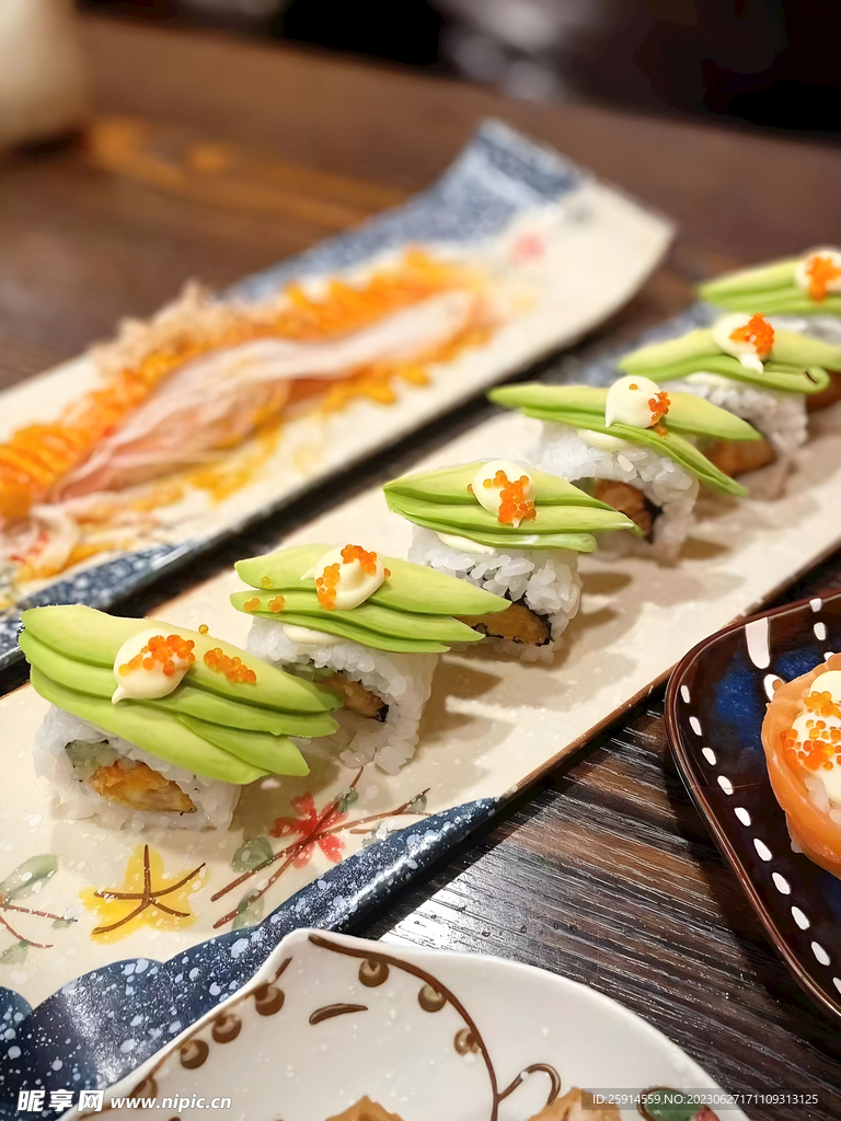 日式菜品 牛油果寿司