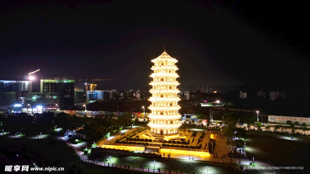 化州文光塔夜景