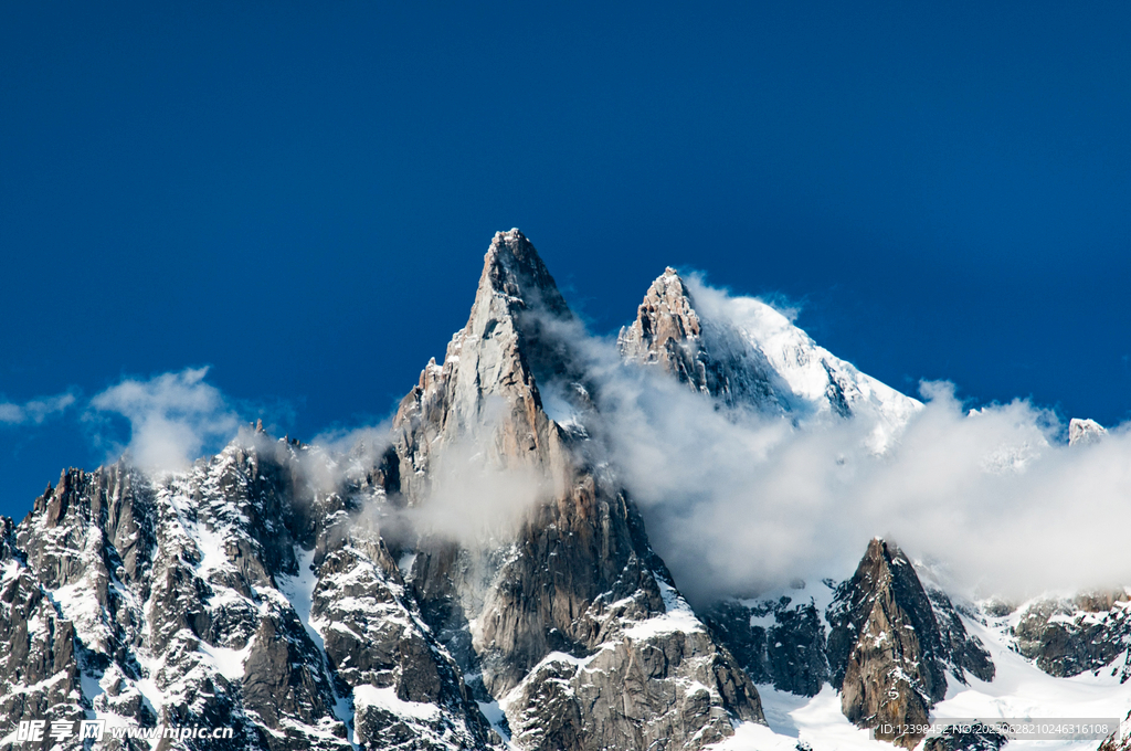 雪山