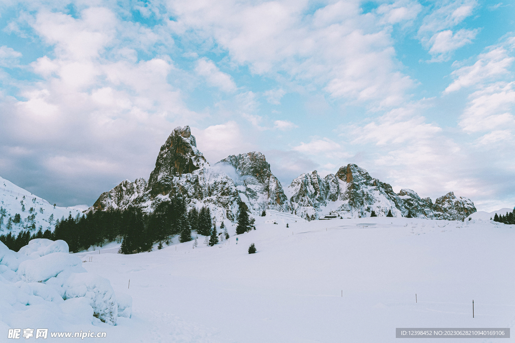雪山