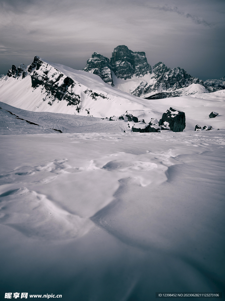 雪山
