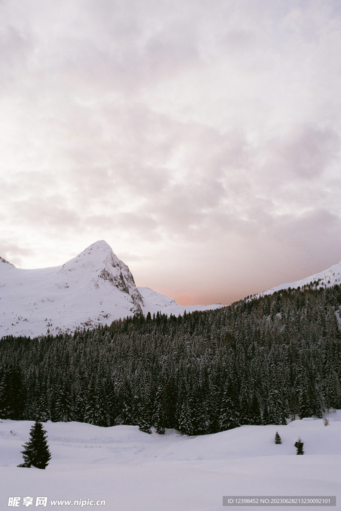 雪山