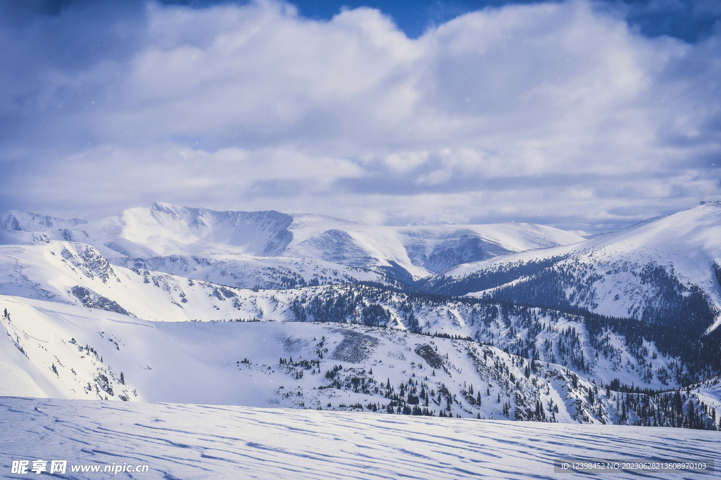 雪山