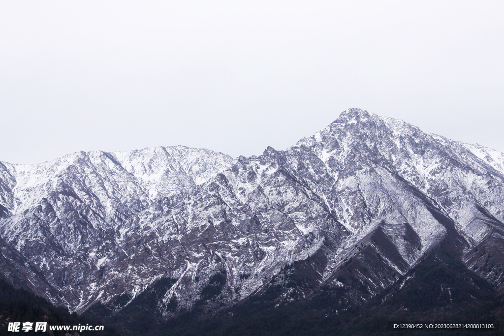 雪山