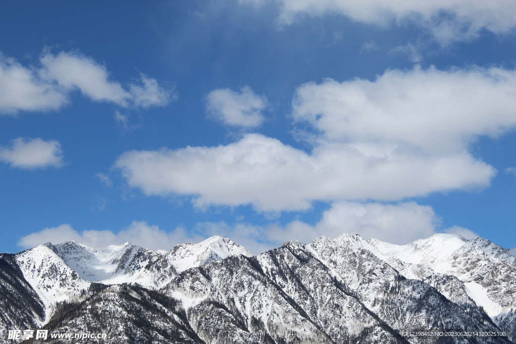 雪山