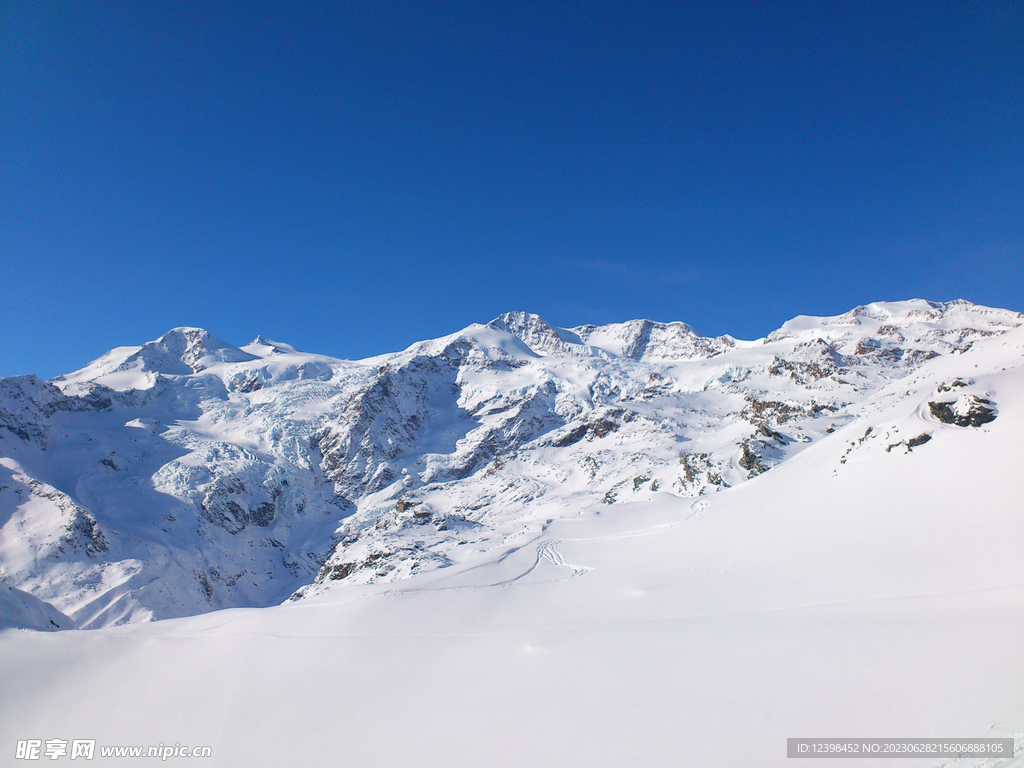 雪山