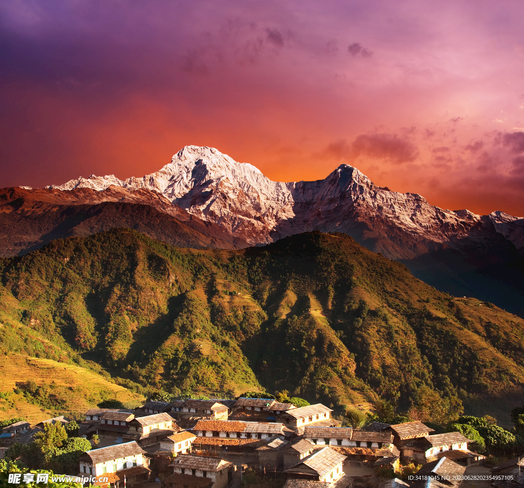山脉峡谷