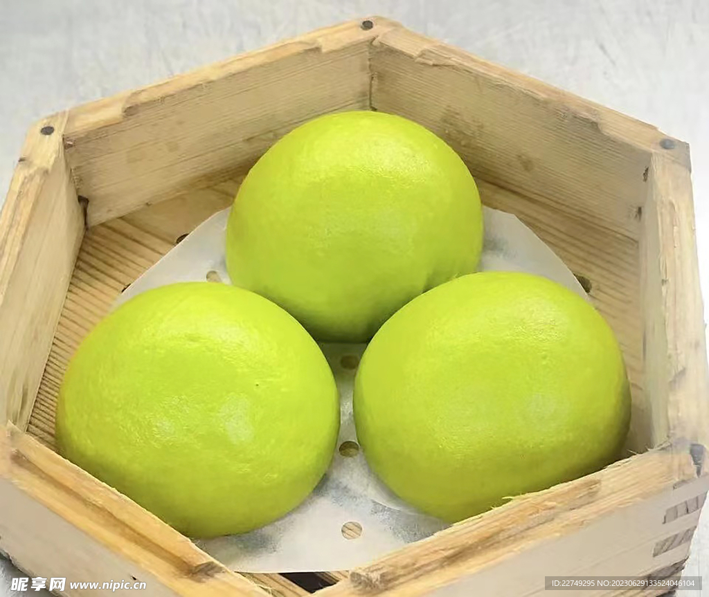 菠菜汁拉丝紫薯包