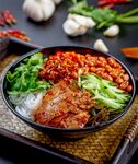 牛肉米线干拌