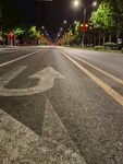 夜晚的路灯
