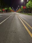 夜晚的路灯
