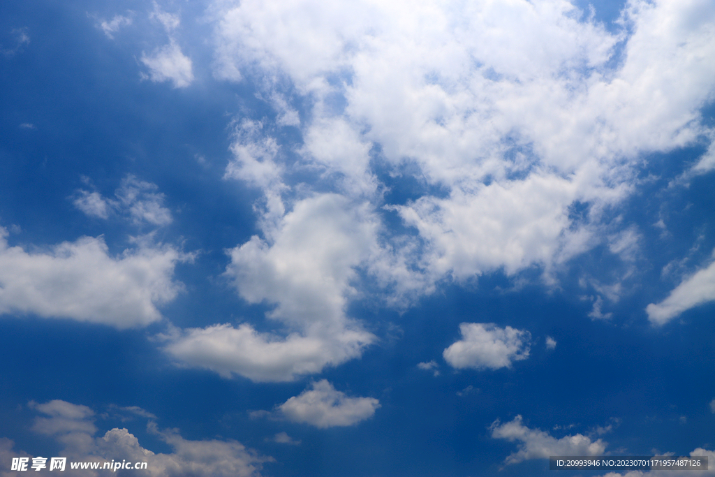 蓝天白云