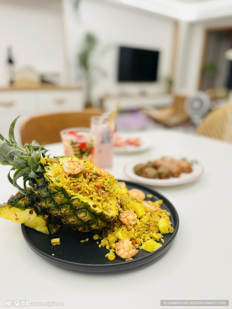 菠萝炒饭