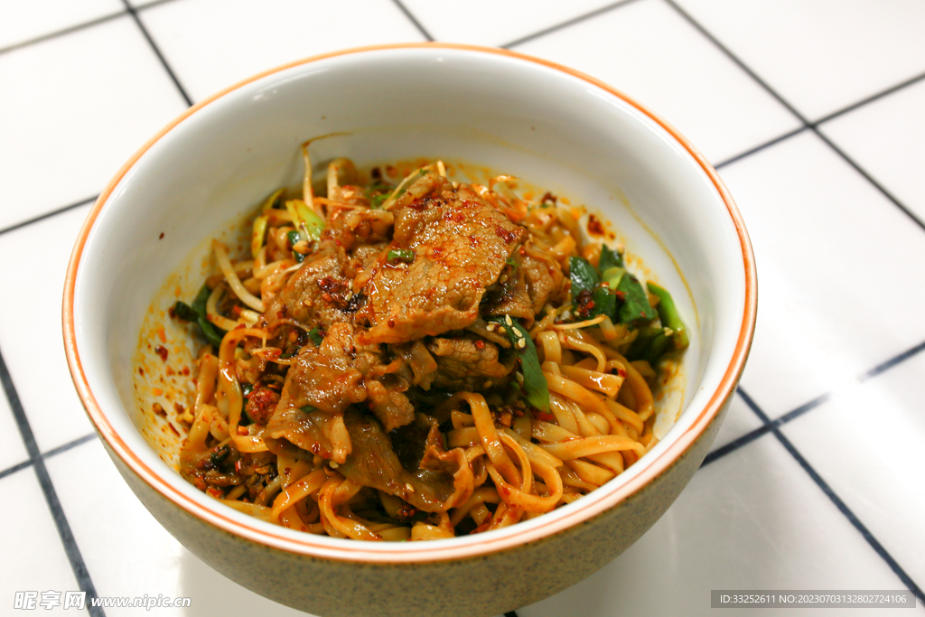 油泼牛肉面