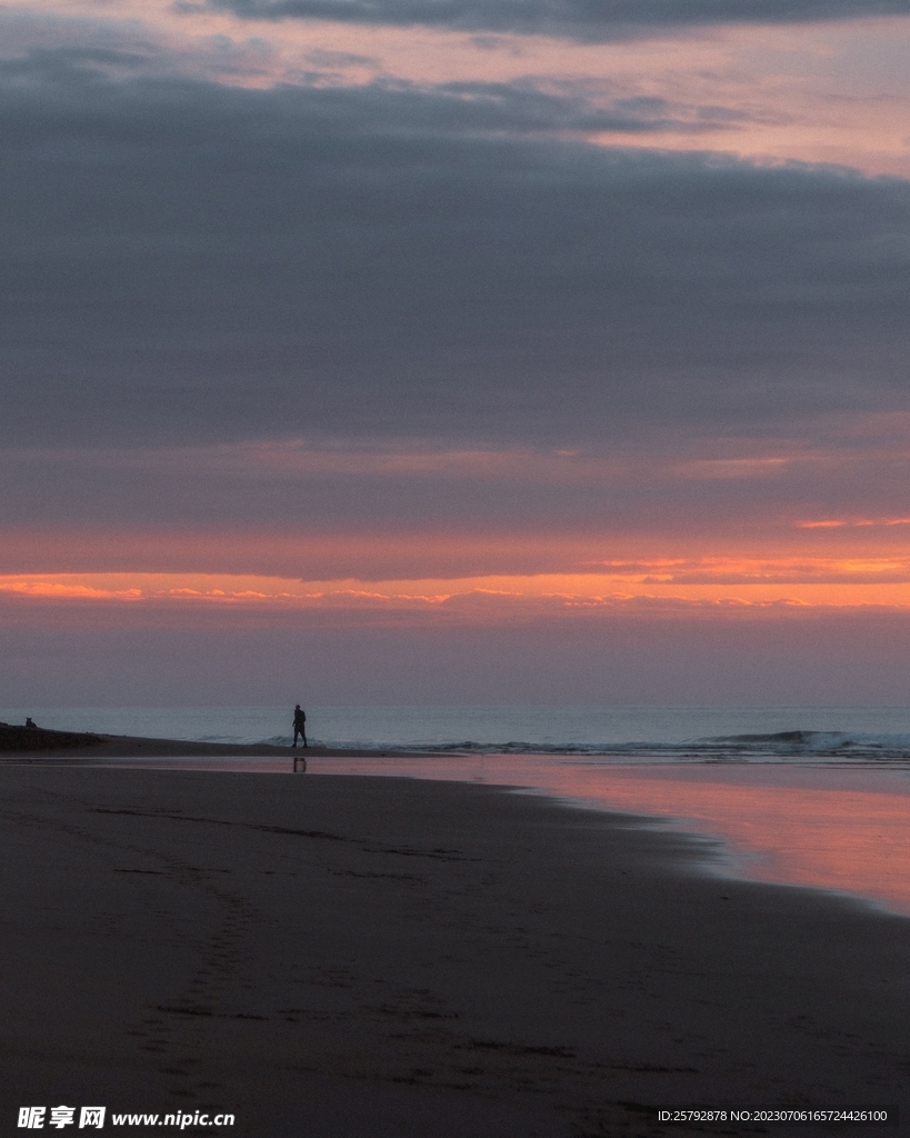 夕阳海岸