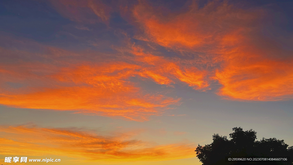 晚霞天空