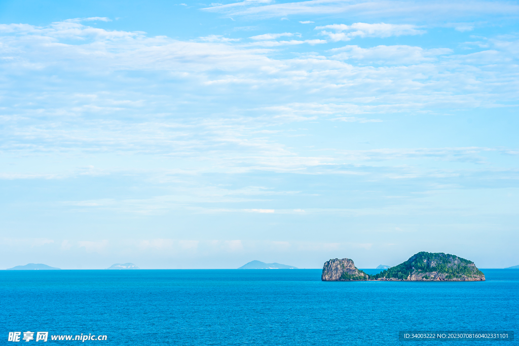 海湾里的小岛