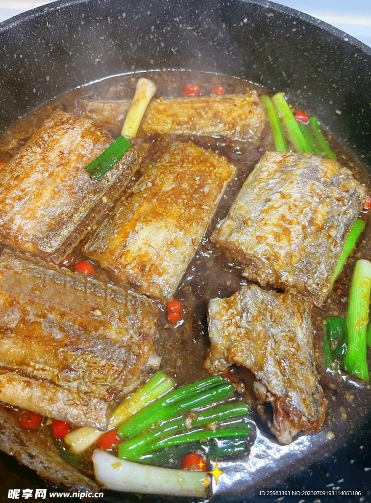 香酥带鱼