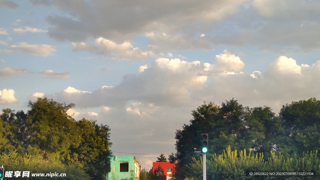 城市天空 天空云朵