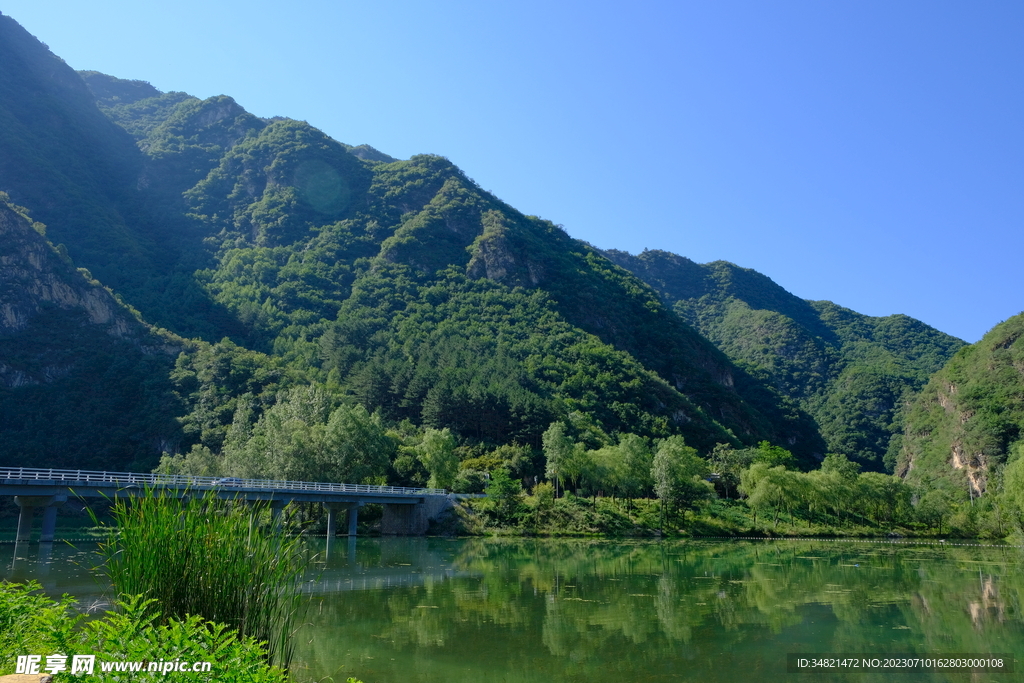 湖水