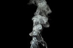 白色烟雾缭绕