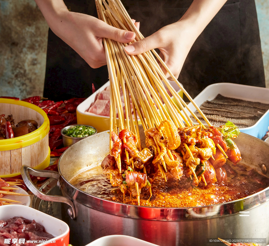 麻辣串串香,麻辣串串香的家常做法 - 美食杰麻辣串串香做法大全