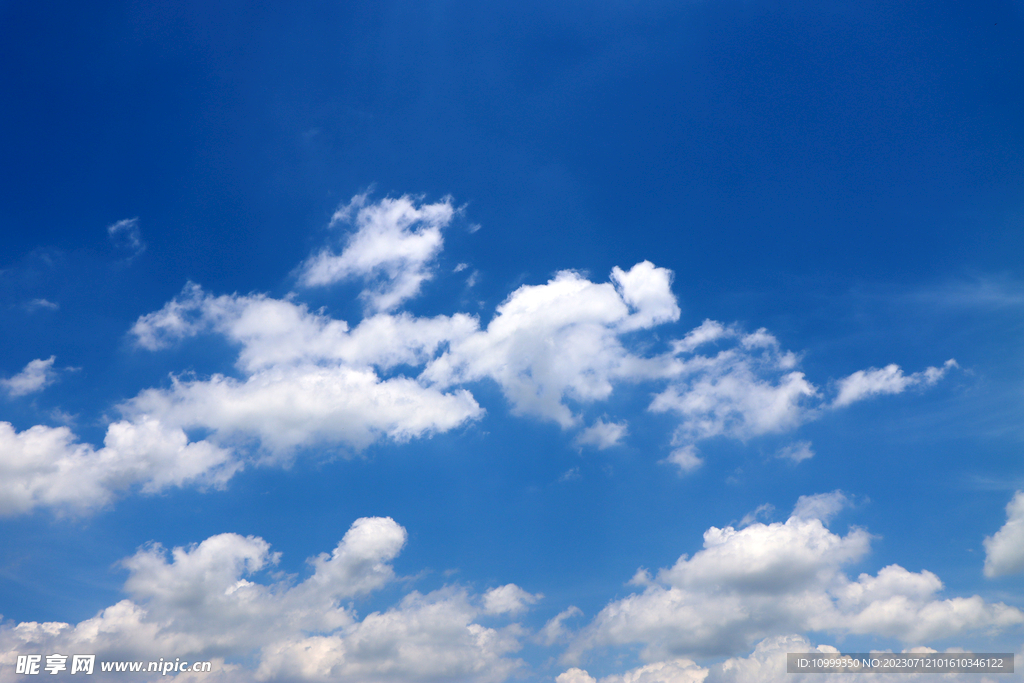 蓝天白云