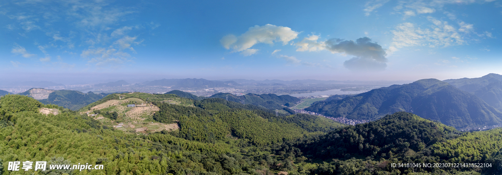 安顶山远眺全景