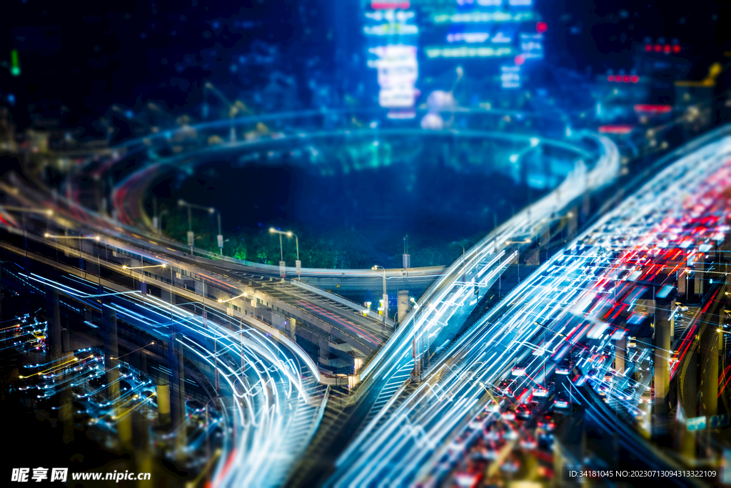 城市道路夜景