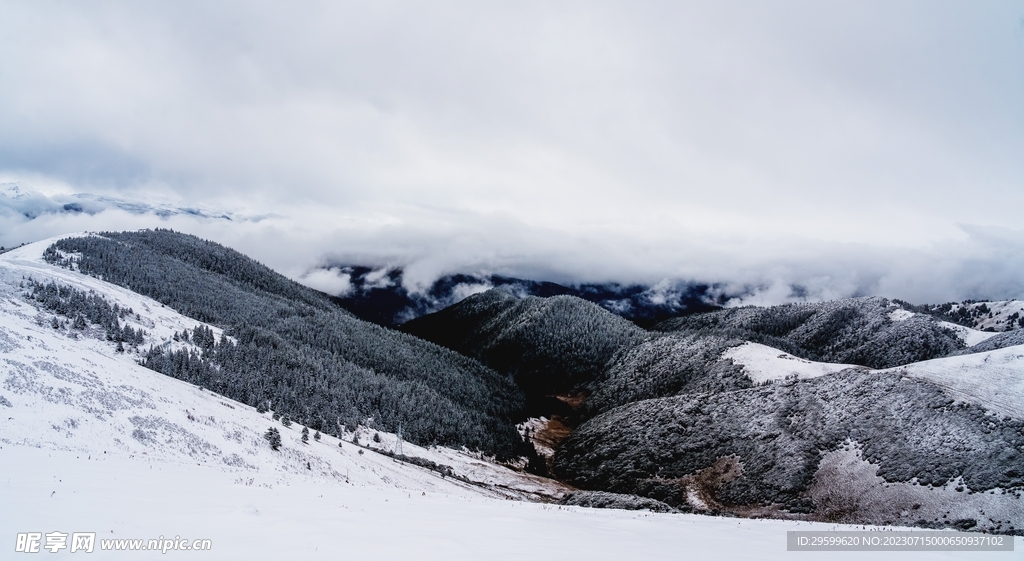 雪山