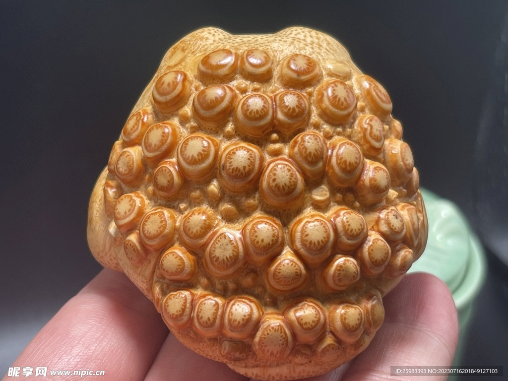 核桃雕刻