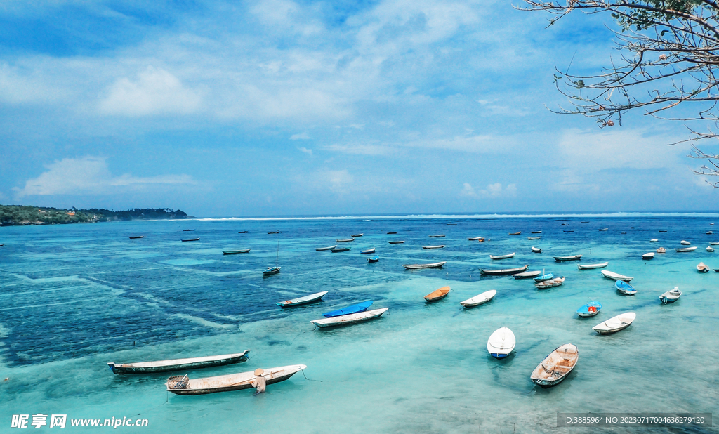 海上船坞图片