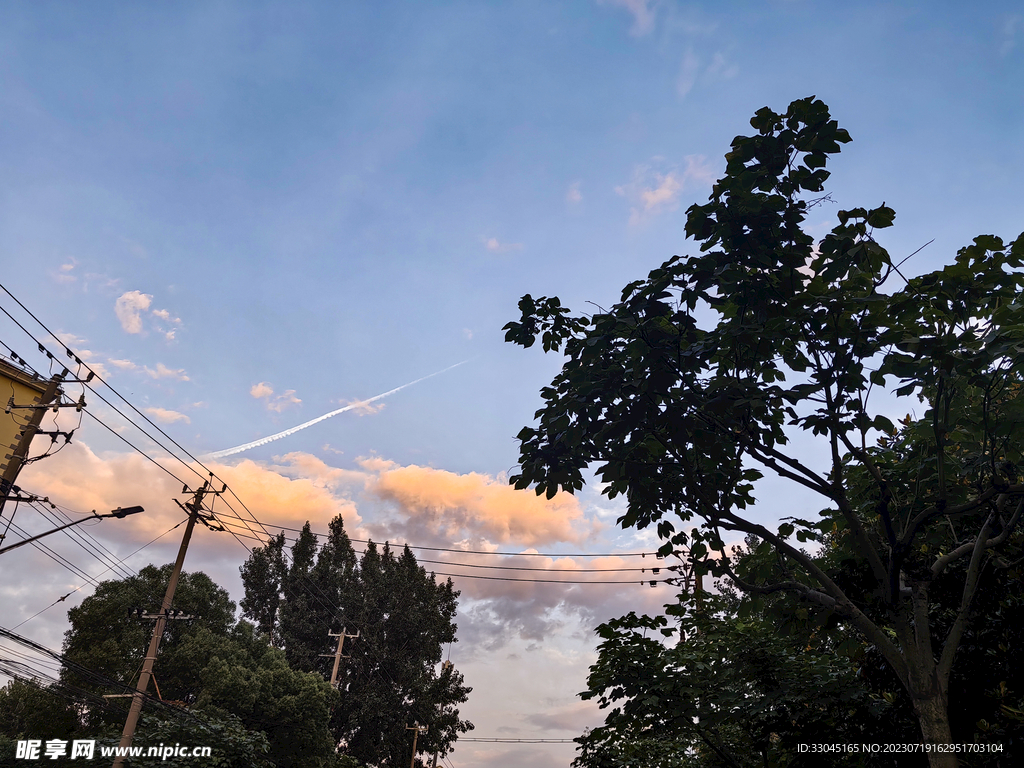 天空