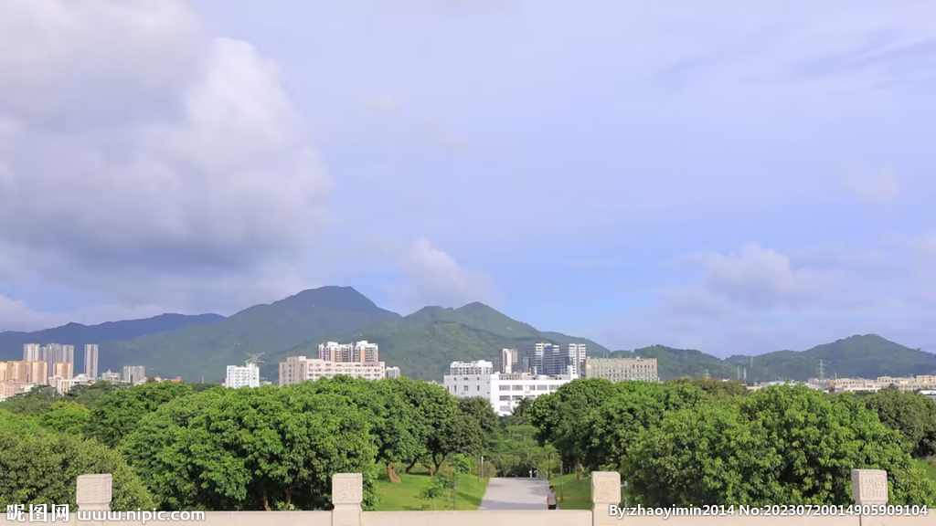 青山下的小县城