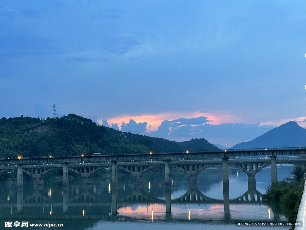 风景朝霞