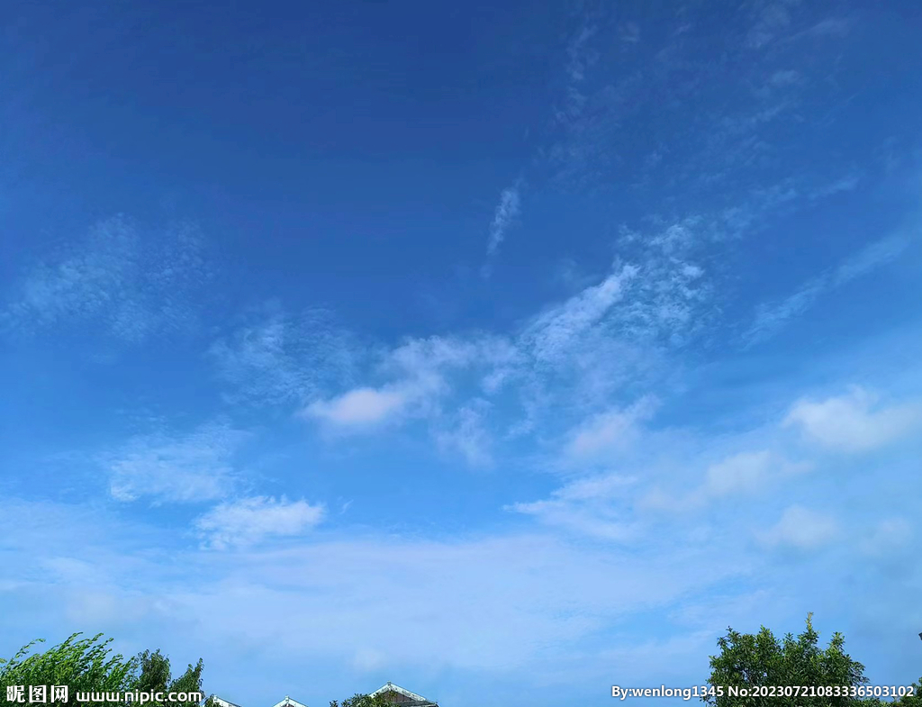 蓝天白云