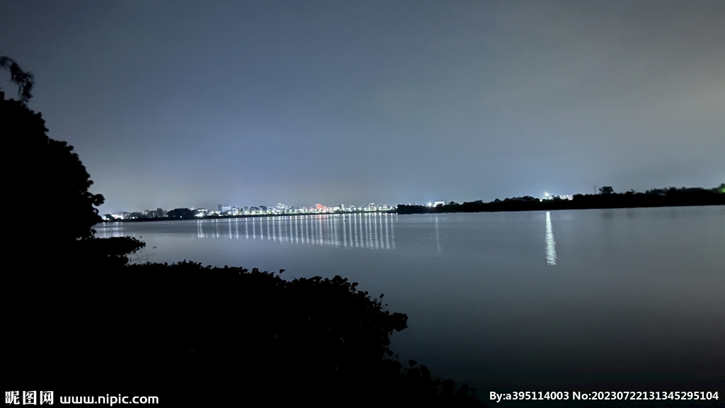 钦州海边夜景