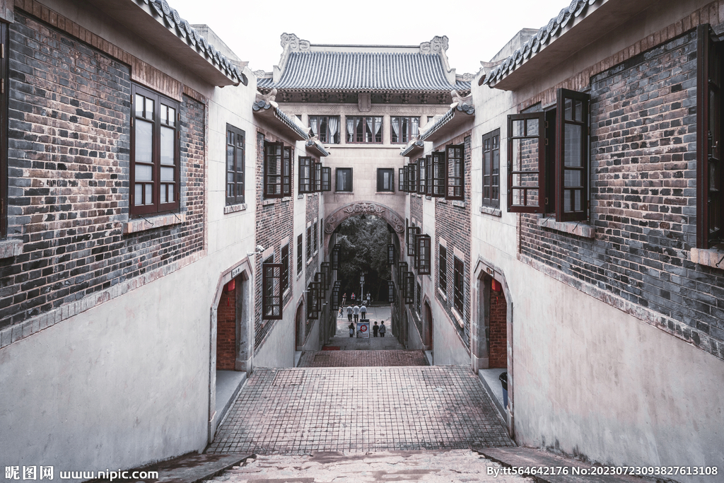 武汉大学樱顶