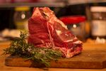 新鲜牛肉食材